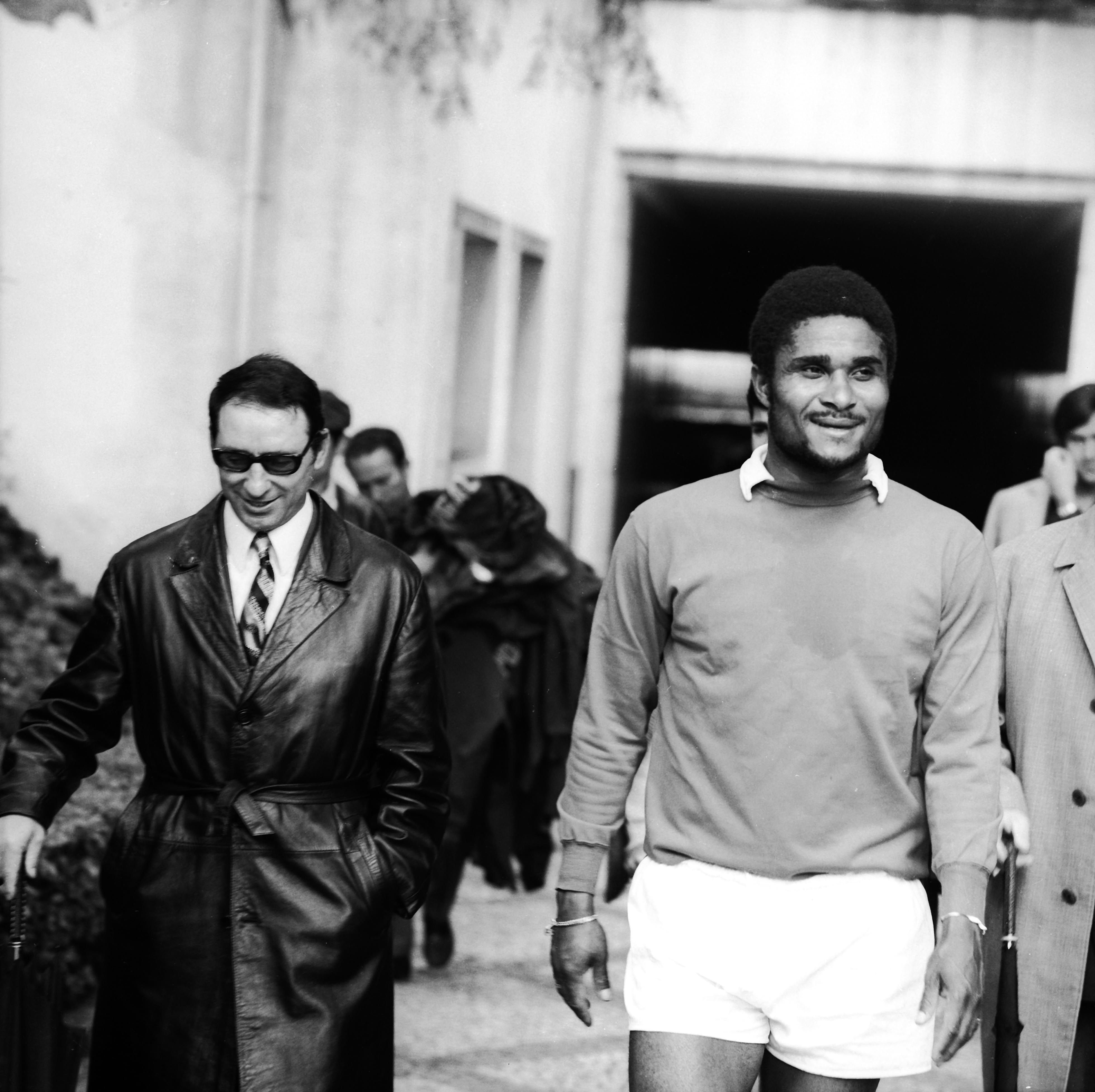 Pedroto com Eusébio, quando foi selecionador nacional. Ligava-os uma forte amizade