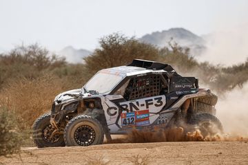 Dois portugueses no pódio do Dakar2025 após etapa de 48 horas