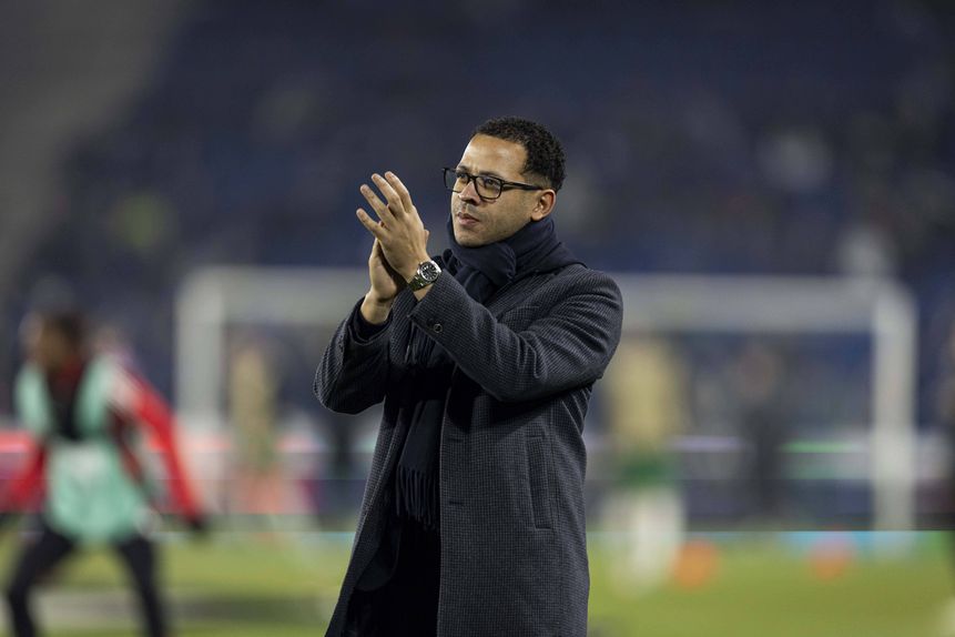 Liam Rosenior, antigo treinador do  Estrasburgo e sucessor de Maresca no Chelsea