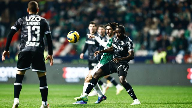 Imagem do Sporting-Vitória de Guimarães, que terminou com a passagem dos vitorianos à final da Taça da LigaImagem do Sporting-Vitória de Guimarães, que terminou com a passagem dos vitorianos à final da Taça da Liga - Foto: IMAGO - Foto: IMAGO