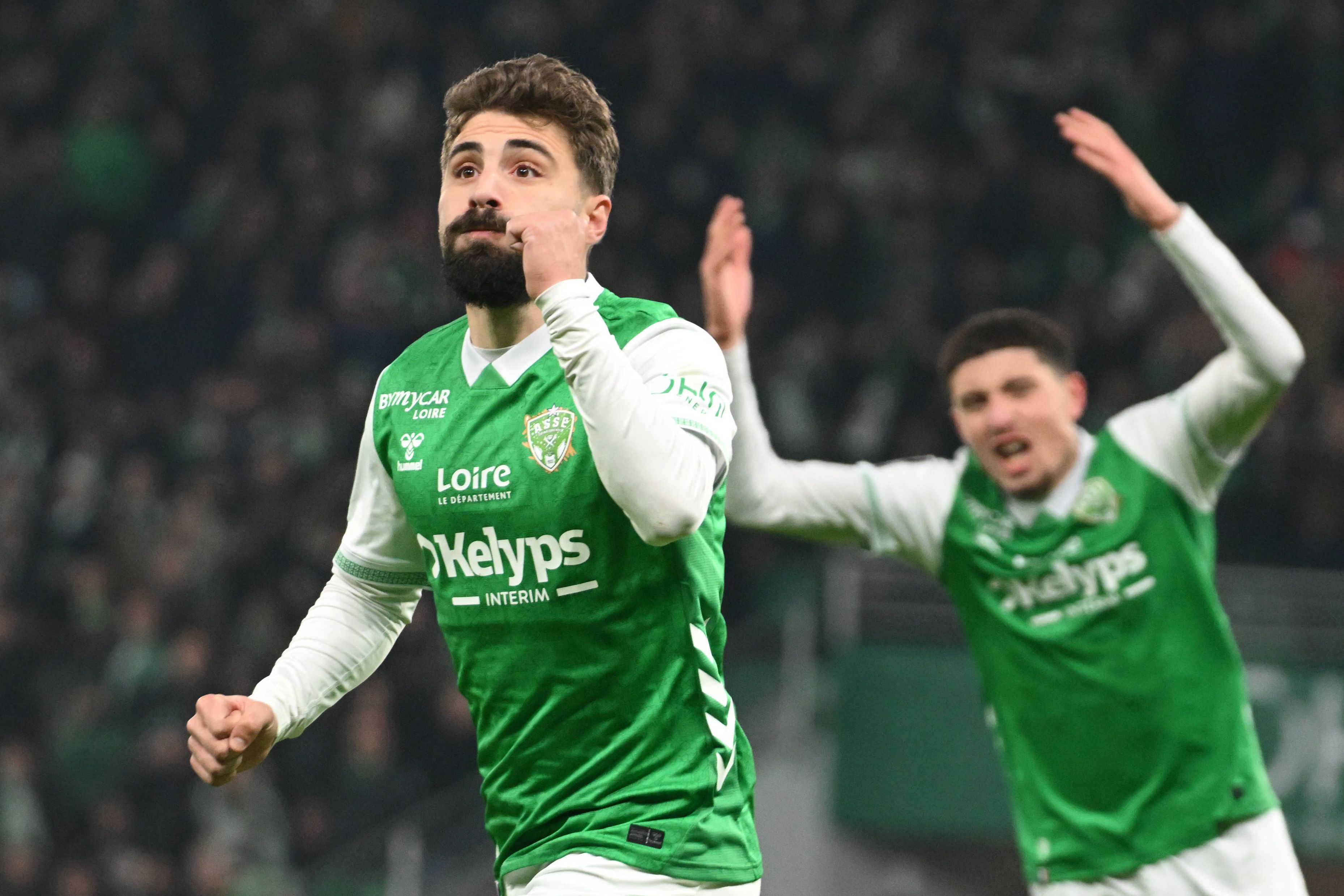 Zuriko Davitashvili cumpre a segunda época no Saint-Étienne - IMAGO