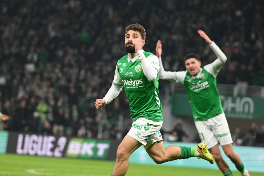 Zuriko Davitashvili cumpre a segunda época no Saint-Étienne - IMAGO