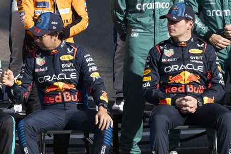 Sergio Pérez e Max Verstappen