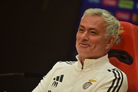 José Mourinho, treinador do Benfica — Foto: Miguel Nunes