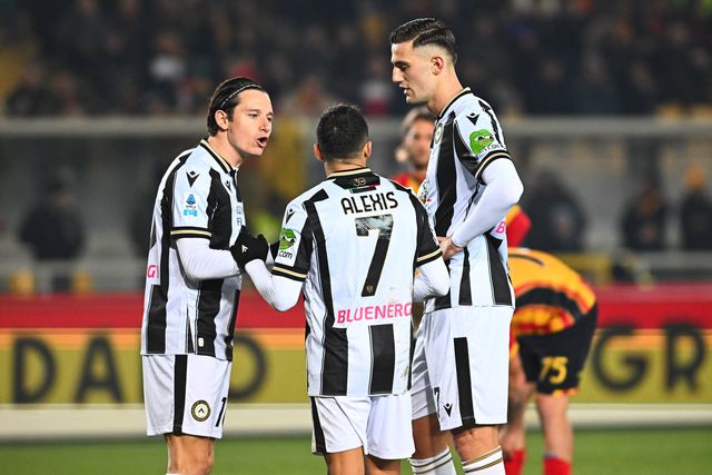 Thauvin e Alexs Sánchez não demoveram Lorenzo Lucca (IMAGO)