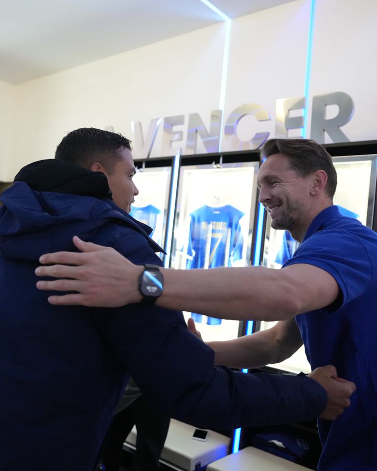 Thiago Silva juntou-se aos companheiros - Foto: FC Porto/X