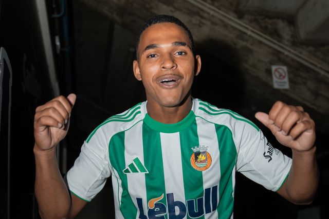 Rafael Lobato tenta ganhar espaço no Rio Ave - Foto: RIO AVE FC