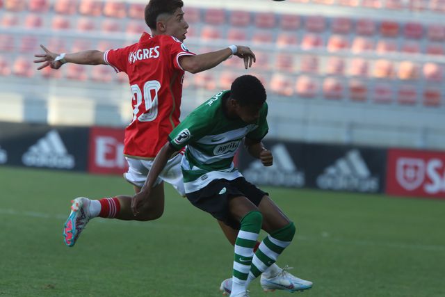 Na Alemanha diz-se que pérola do Benfica também interessa ao Dortmund