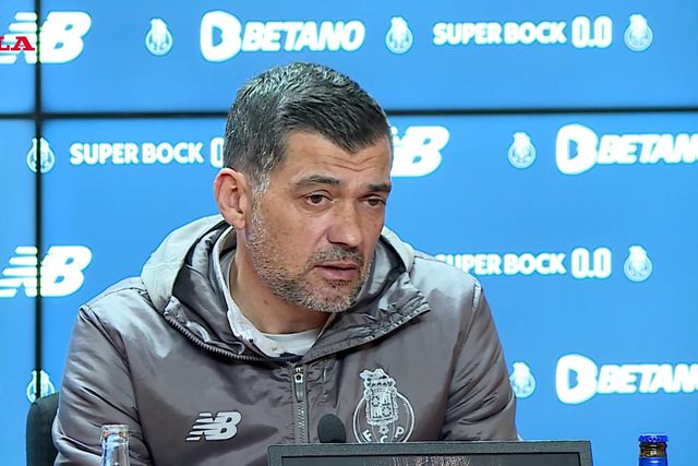 Conceição sobre falta de polícias: «Poderá complicar calendário, mas temos de estar solidários»