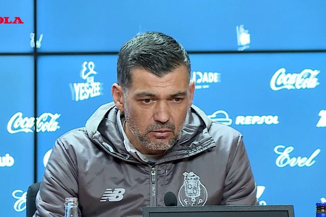 Nem foi preciso perguntar: Conceição falou logo sobre o abraço a Pinto da Costa