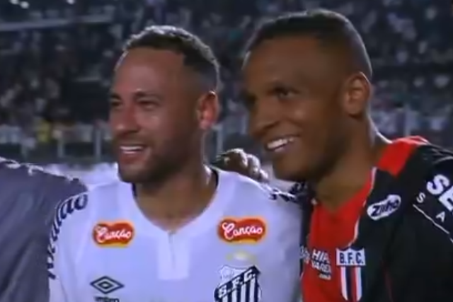 Neymar deu 'show' no final do jogo (vídeo)