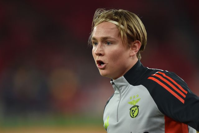 Conselhos da Noruega para deixar Schjelderup «mais imprevisível»