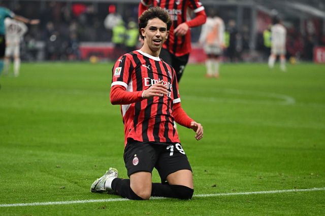 VÍDEO: Félix marca na estreia pelo Milan (e com o número da sorte)