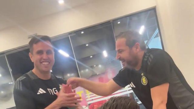 CEO do Al Nassr canta o parabéns a Ronaldo