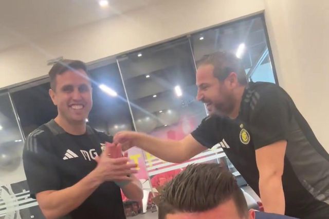 CEO do Al Nassr canta o parabéns a Ronaldo