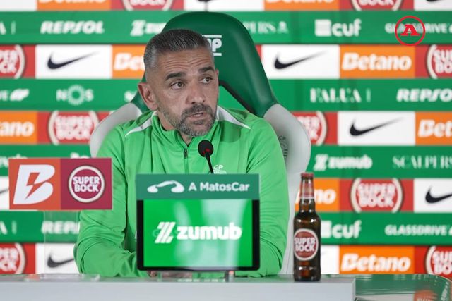 Rui Borges ouve falar do super Sporting de Amorim e puxa dos galões