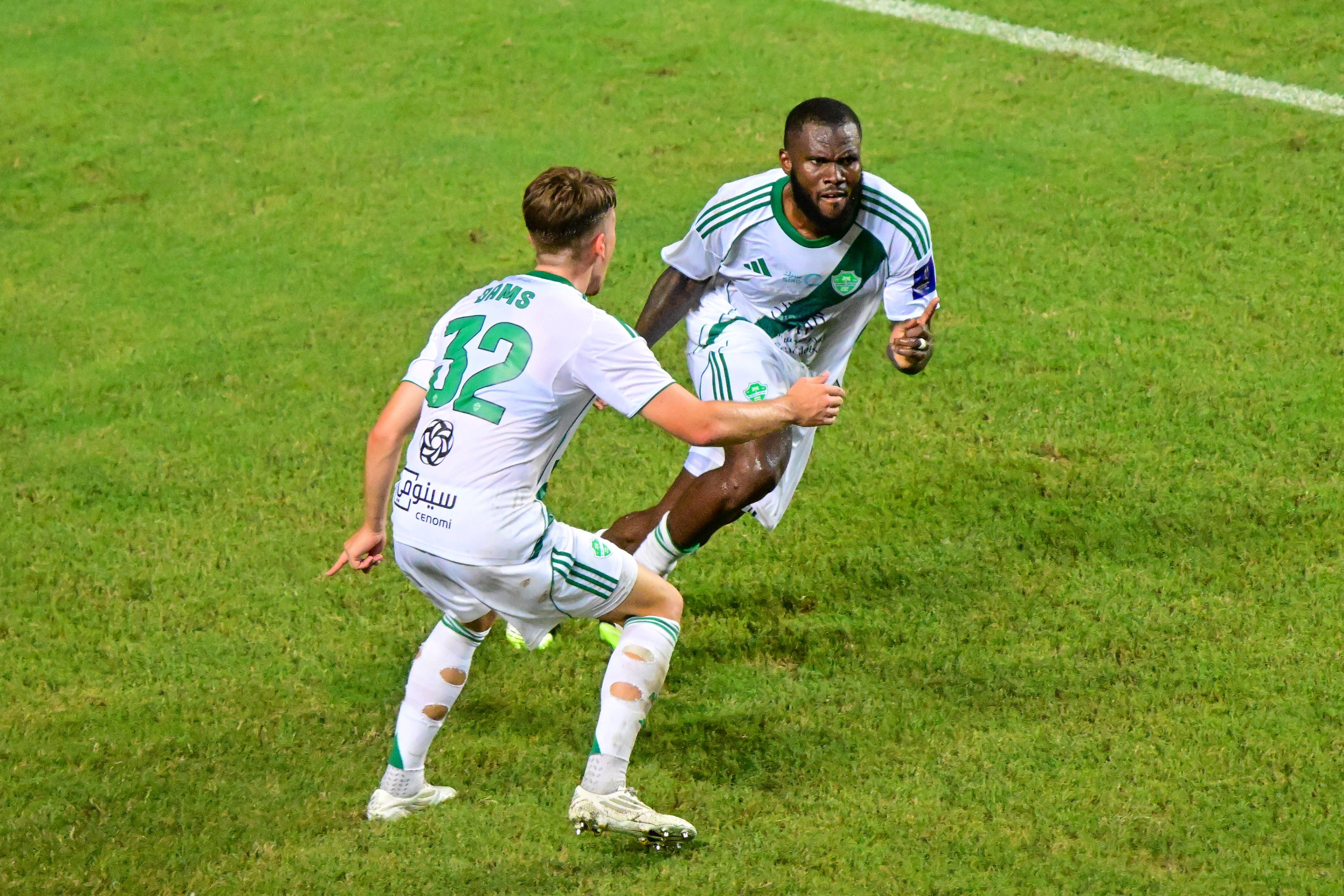 Frank Kessié está em final de contrato com o Al Ahli