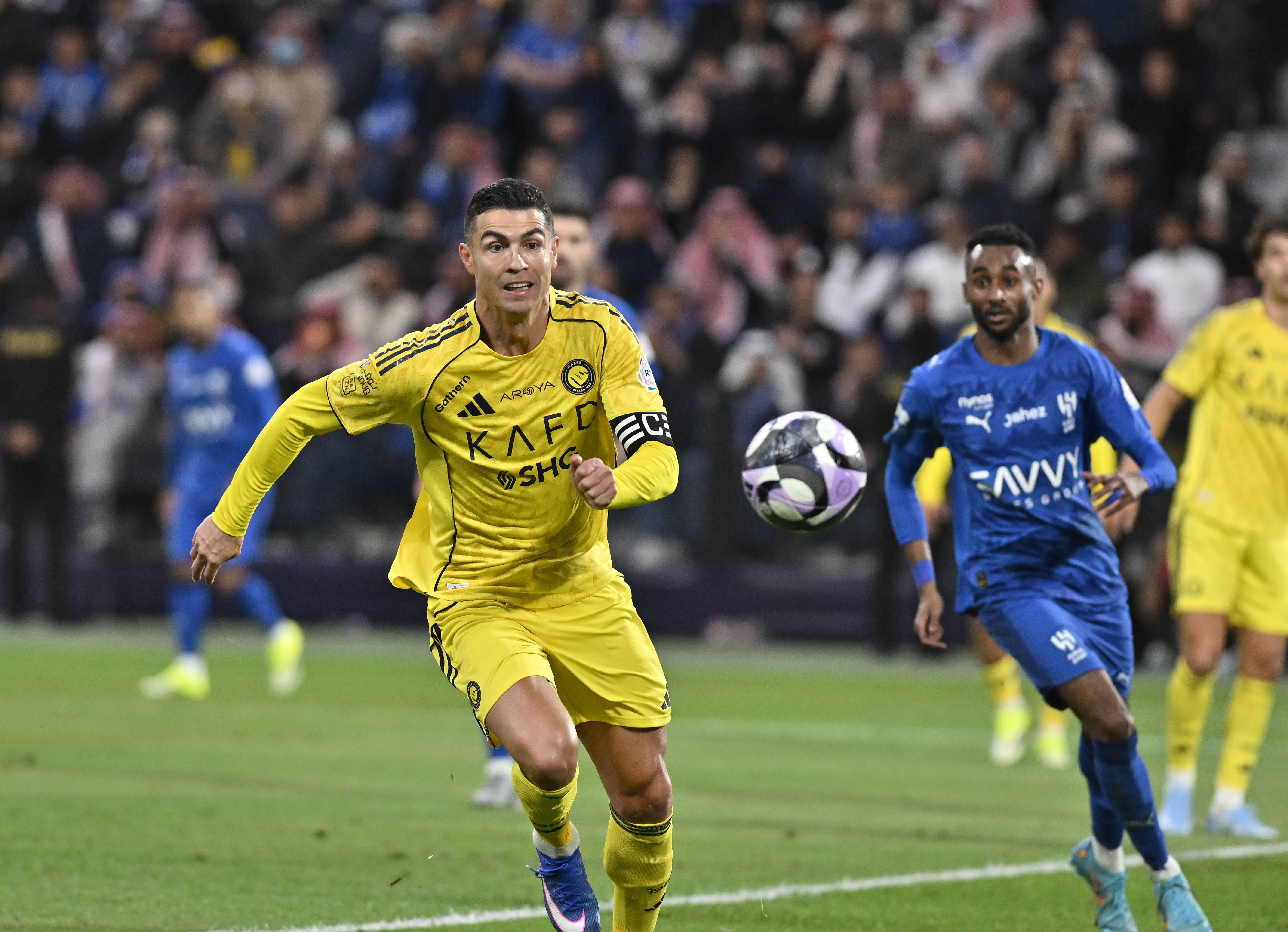 Boicote de Cristiano Ronaldo tem dado que falar em todo o Mundo. Capitão da Seleção acusa o Fundo Público de Investimento saudita de falta de investimento no mercado, quando comparado com o rival Al Hilal