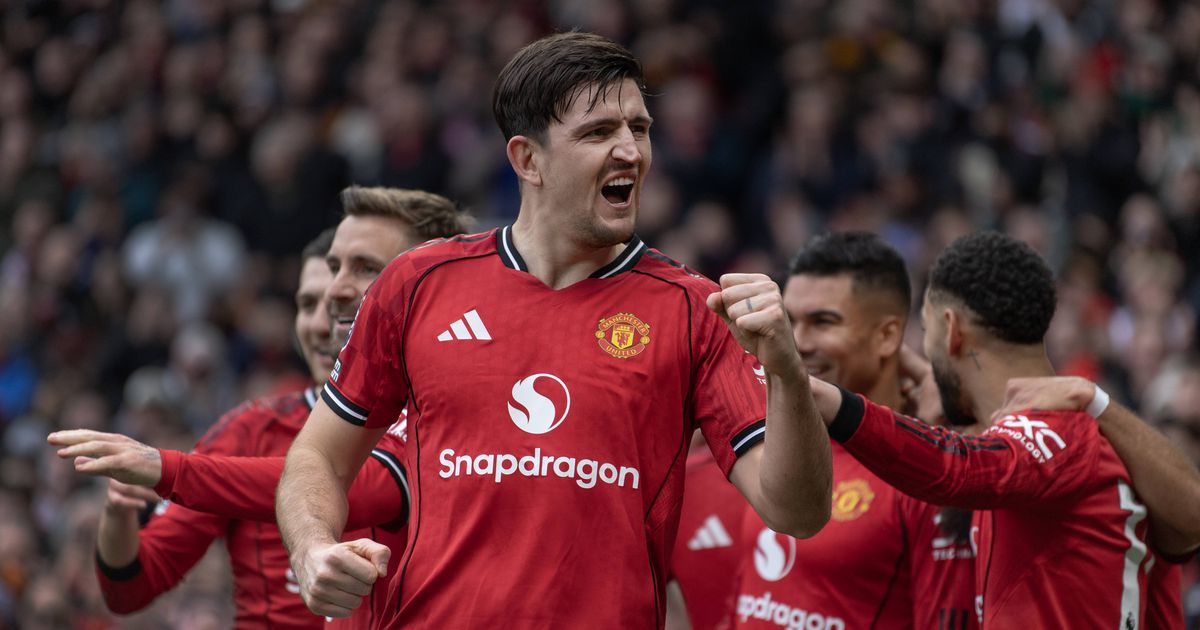 Manchester United quer segurar Maguire... e baixar-lhe o salário
