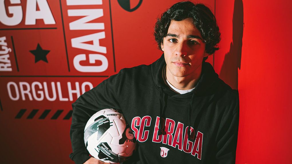 Tiago Ferreira, de 19 anos, renova até 2029 - Foto: SC Braga