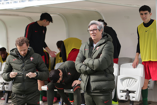 João Santos chama 20 jogadores para Ronda de Elite