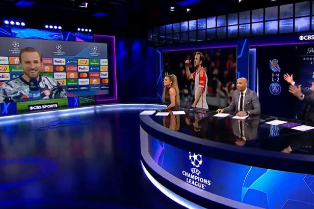 Vídeo: «Amigos?» Kane desmente Carragher em direto