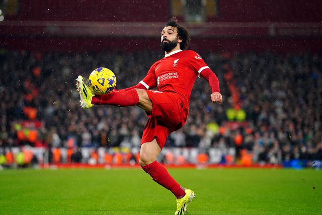 Salah de regresso aos convocados do Liverpool