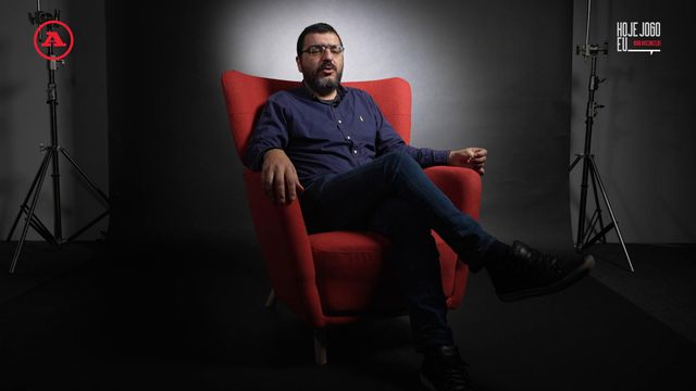 Hoje Jogo Eu: «perdido em Moscovo sem dinheiro e sem telemóveis»