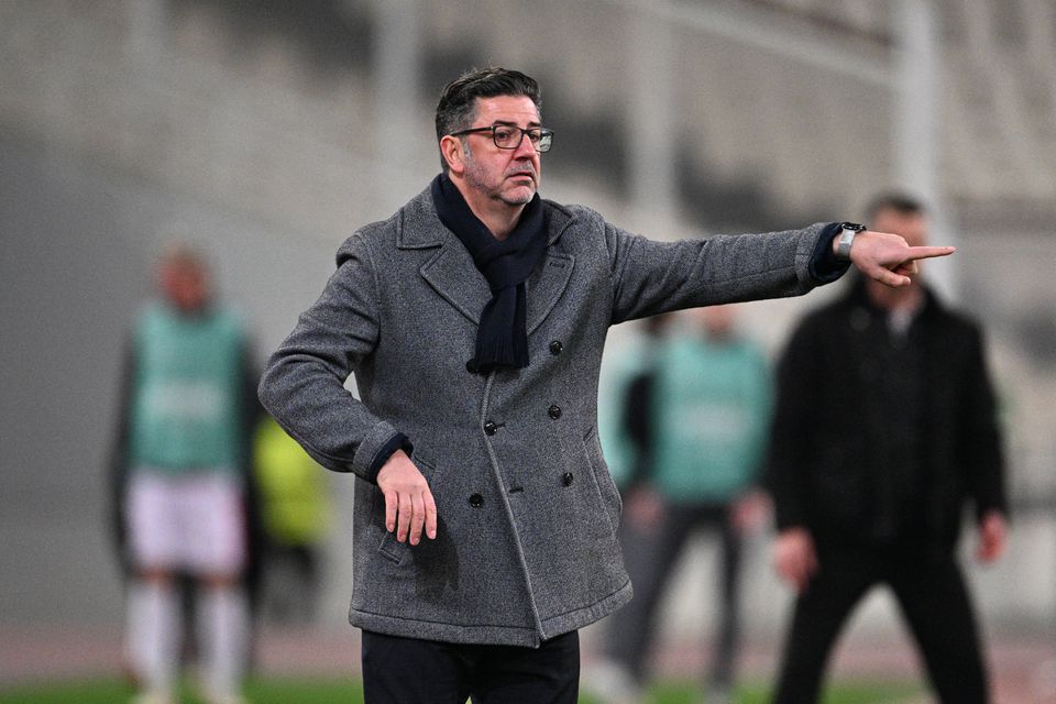 Jogaço em Atenas termina com Rui Vitória a sorrir