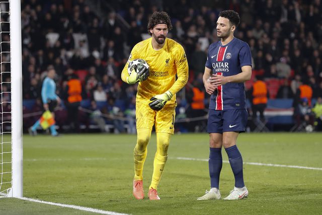 «Um dos maiores roubos da história do futebol!», admite lenda do Liverpool