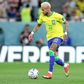 Neymar em ação com a camisola do Brasil