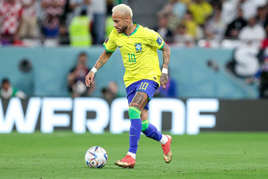 Neymar em ação com a camisola do Brasil