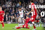 Autogolo e novo deslize: Tottenham perde com o AZ Alkmaar (resumo)