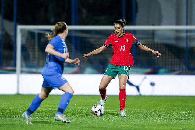 Caso jogue, Carole Costa cumprirá a 188 partida pela seleção e tornar-se-á a mais internacional de sempre - Foto: FPF