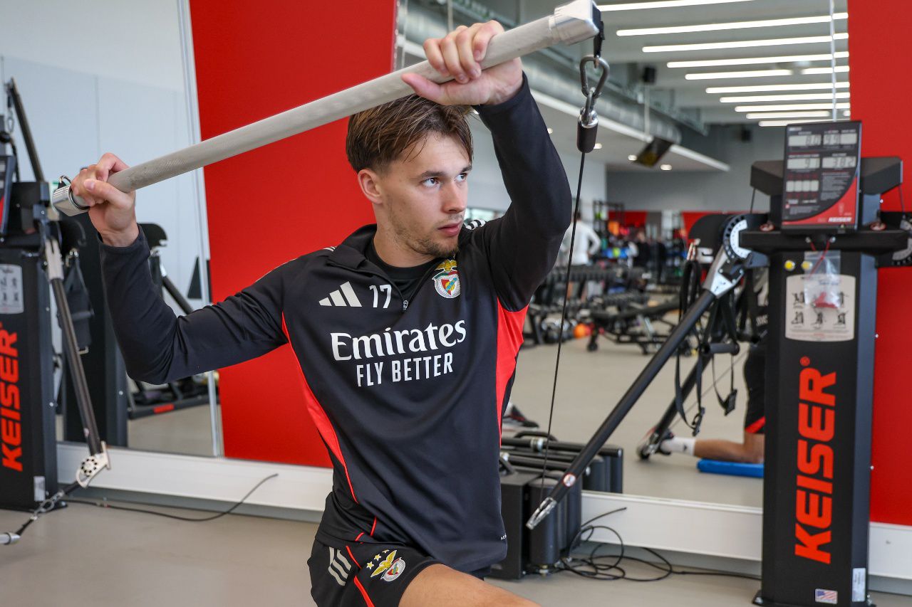 Dedic ainda no ginásio