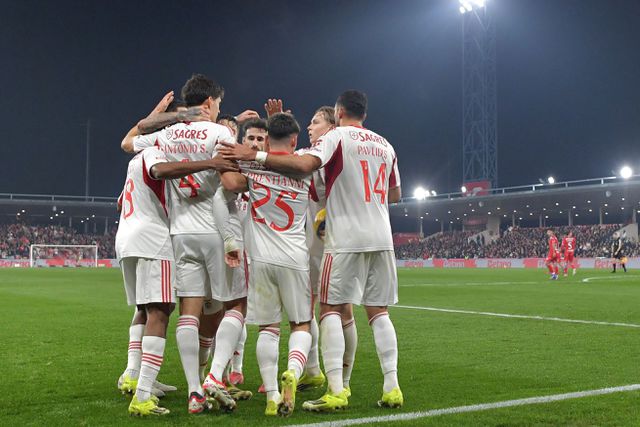 Benfica somou frente ao Gil Vicente, em Barcelos, a quarta vitória seguida no campeonato — Foto: Rogério Ferreira/Kapta+