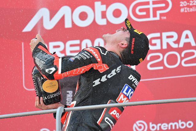 Manu González foi o primeiro vencedor da temporada de Moto2. IMAGO