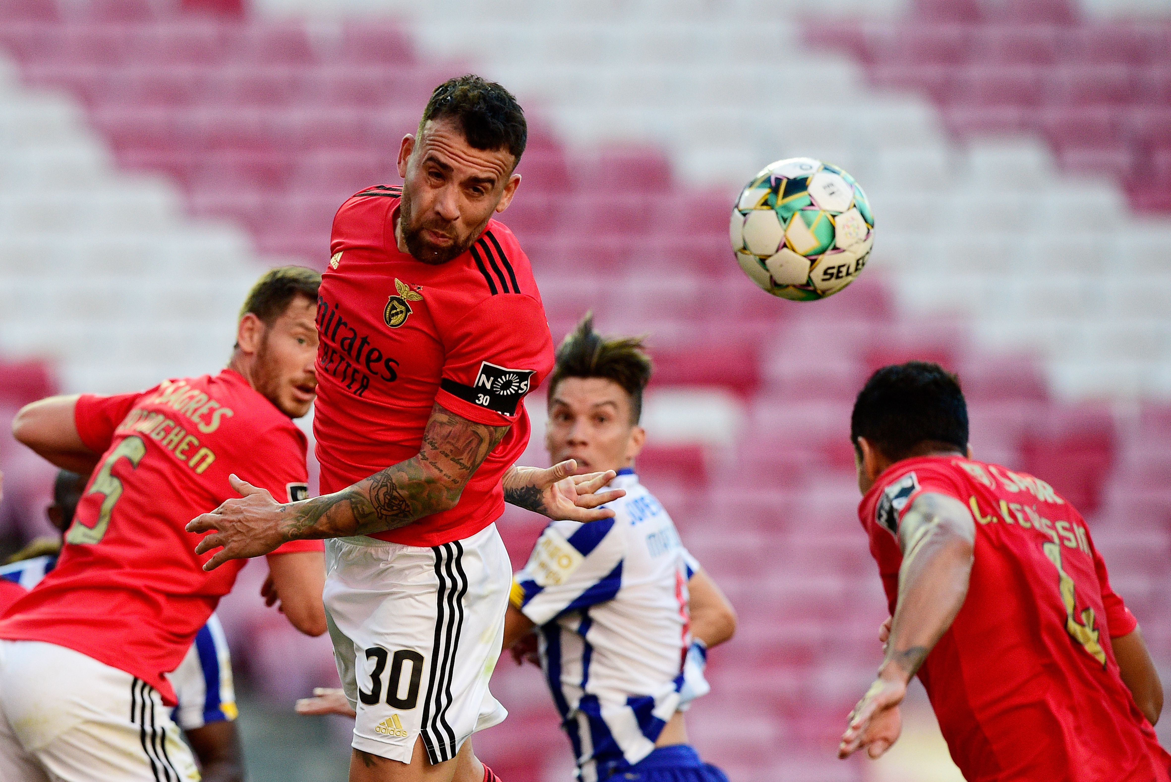 Benfica 1-1 FC Porto, 2020/21, jornada 31. Campeão: Sporting. Empate tirou águias do segundo lugar. Encarnados marcaram no tempo de compensação, mas fora de jogo custou caro.- Foto: Sérgio Miguel Santos