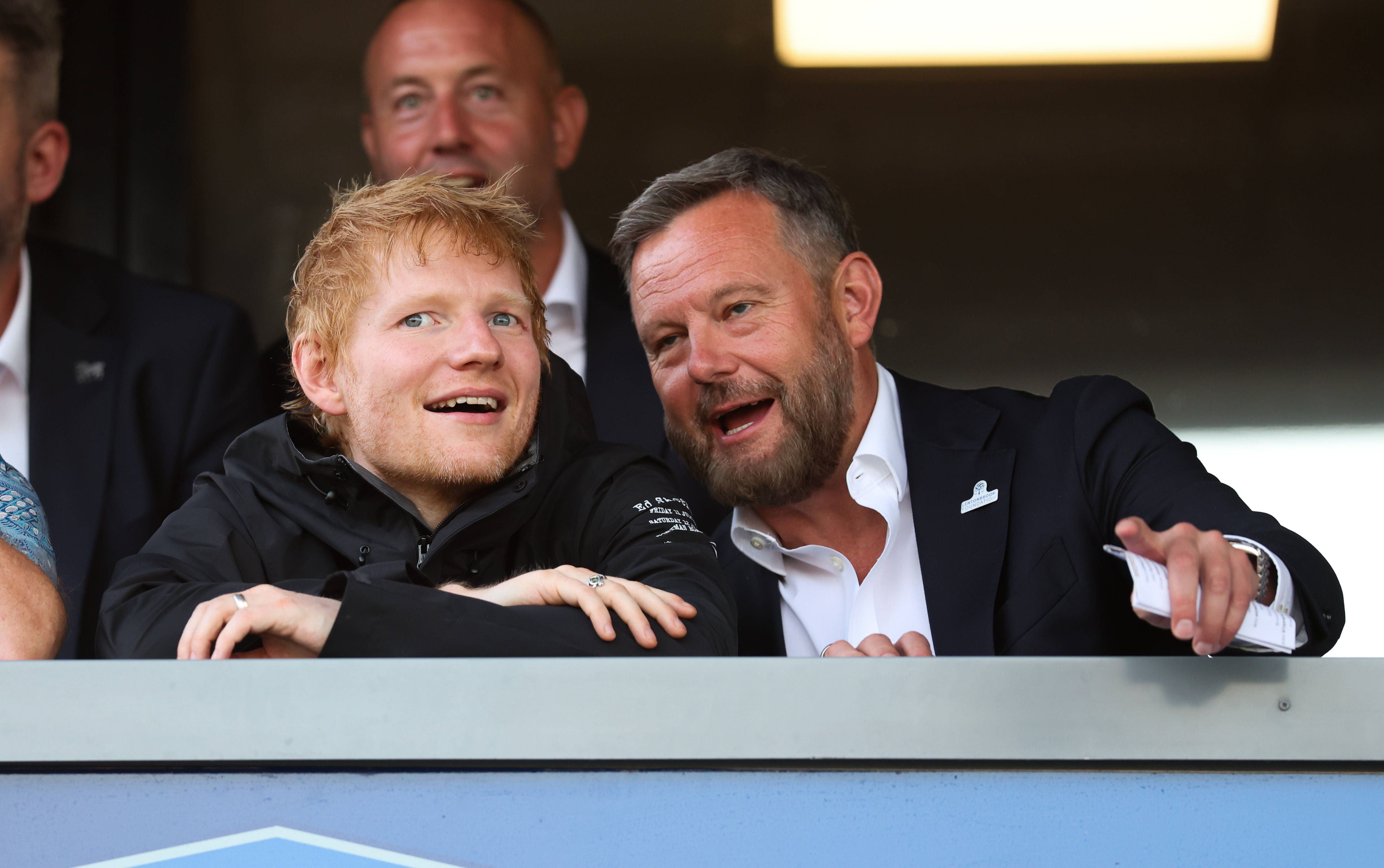 Ed Sheeran é acionista minoritário do Ipswich