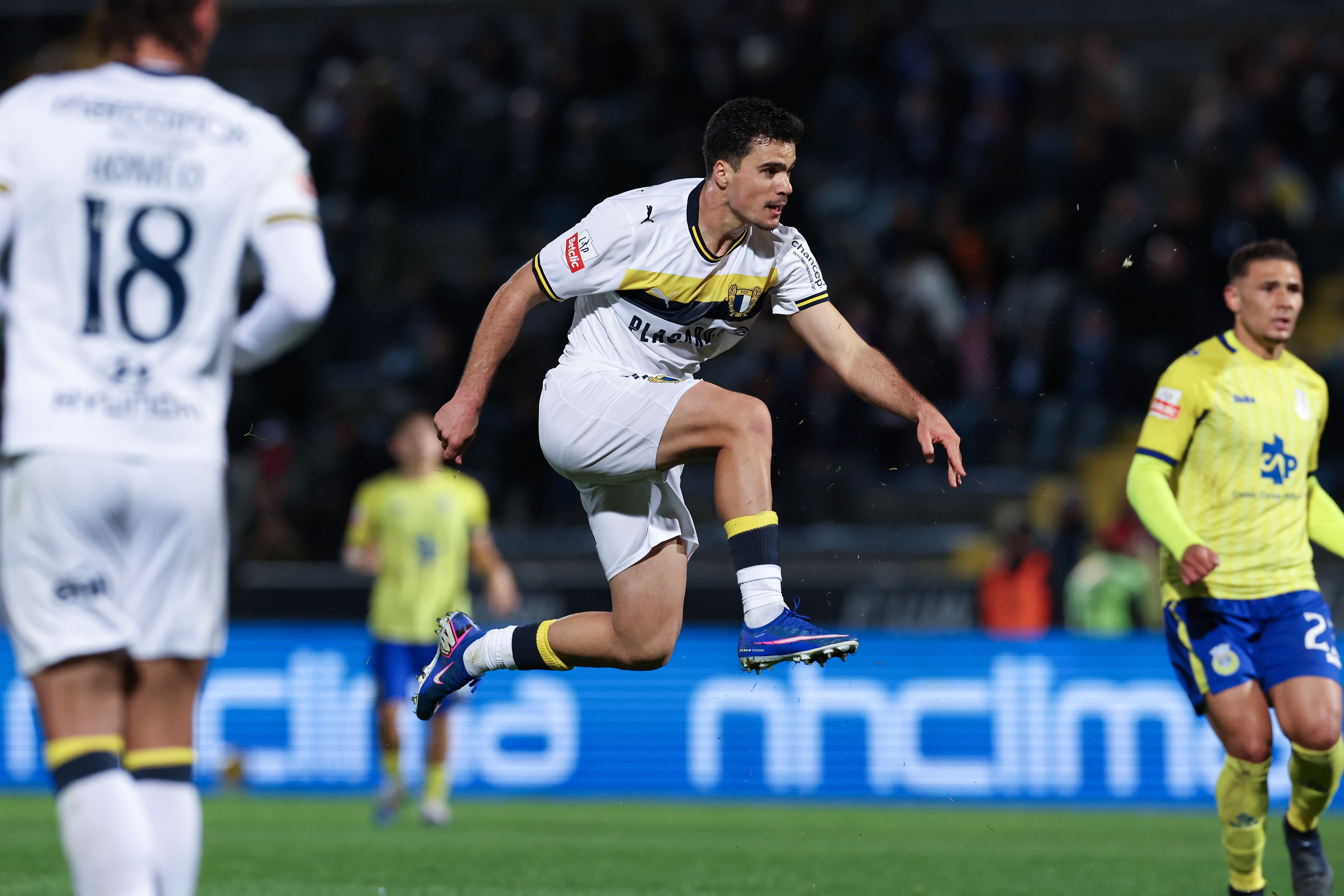 Não dá para 'Rodrigo(s)'? Dá para a bomba de Pinheiro (crónica)