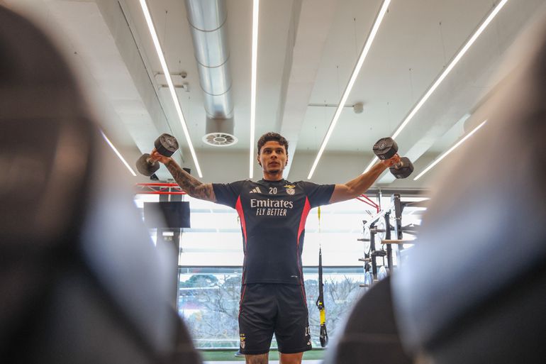 Richard Ríos espreita um lugar no onze