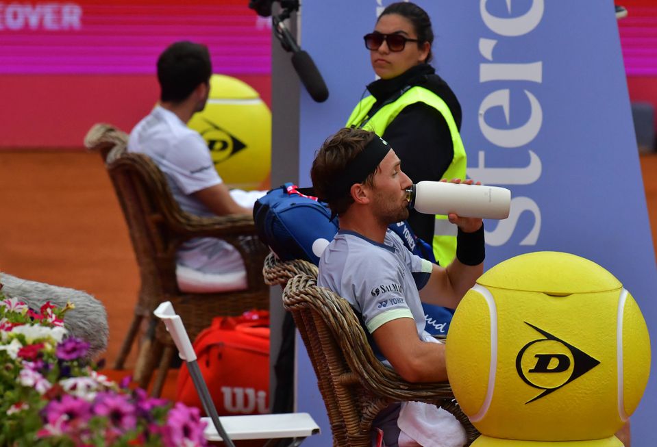 VÍDEO: meia-final do Estoril Open interrompida por causa de... drone