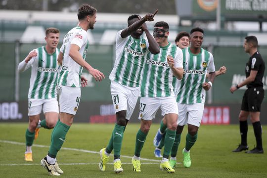 Rio Ave bate Gil Vicente de forma expressiva e dá passo importante rumo à permanência