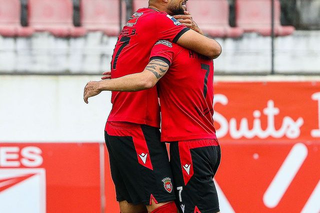 Penafiel vence e complica luta pela manutenção do Belenenses