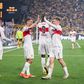 Estugarda vence em Dortmund e iguala Bayern