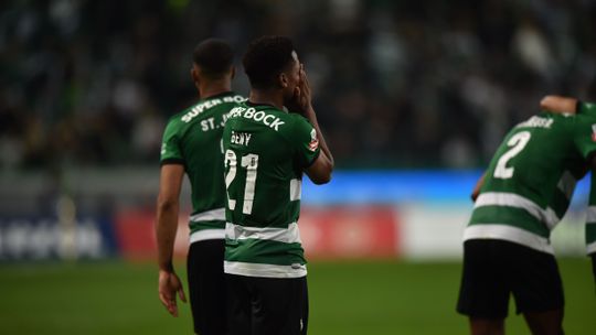 VÍDEO: Geny Catamo bisa e volta a colocar o Sporting na frente