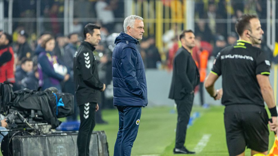 «Não há muitos treinadores com tanto sucesso como Mourinho»