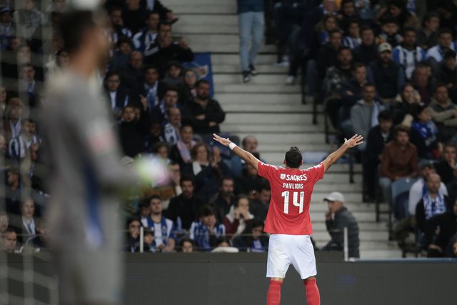 Benfica humilha FC Porto no Dragão e sobe à liderança isolada!