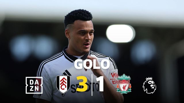 Também tu, Van Dijk? Descalabro da defesa do Liverpool continua