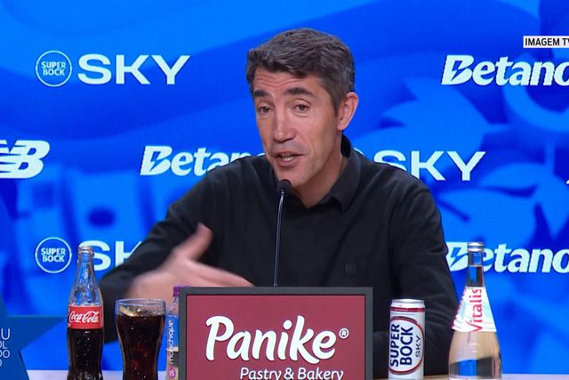 Bruno Lage regressa a 2019 para desvalorizar calendário do Benfica